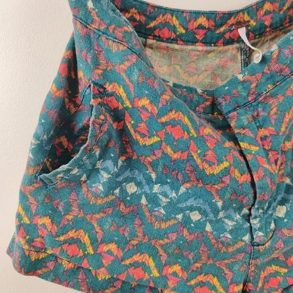 FREE PEOPLE Shorts Size 6 Western Aztec Lightweight Blue Orange Linen Spandex